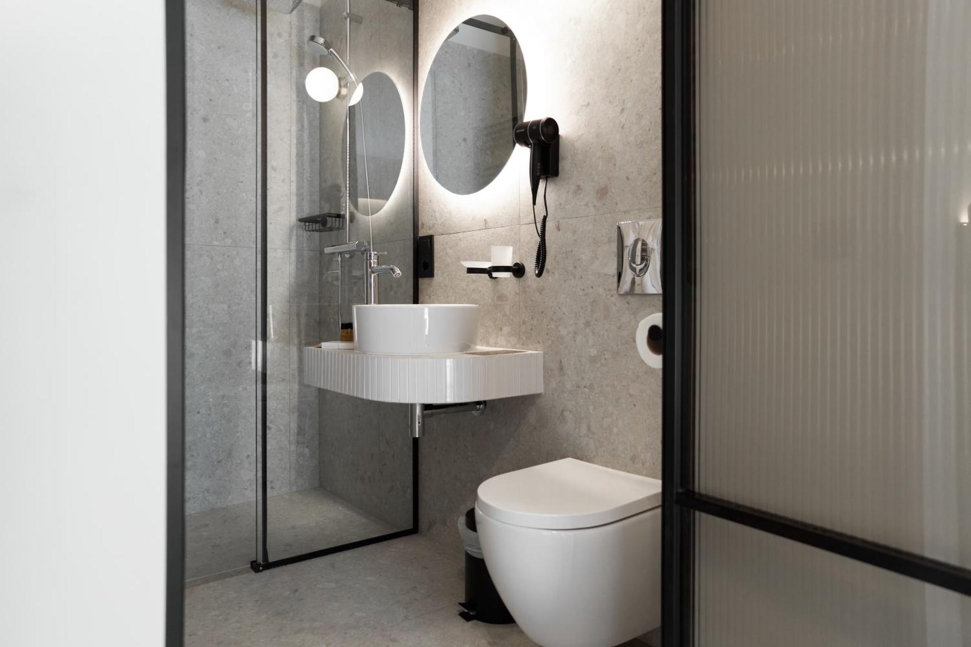 Hotel Laudon Oezjhorod Kamer foto
